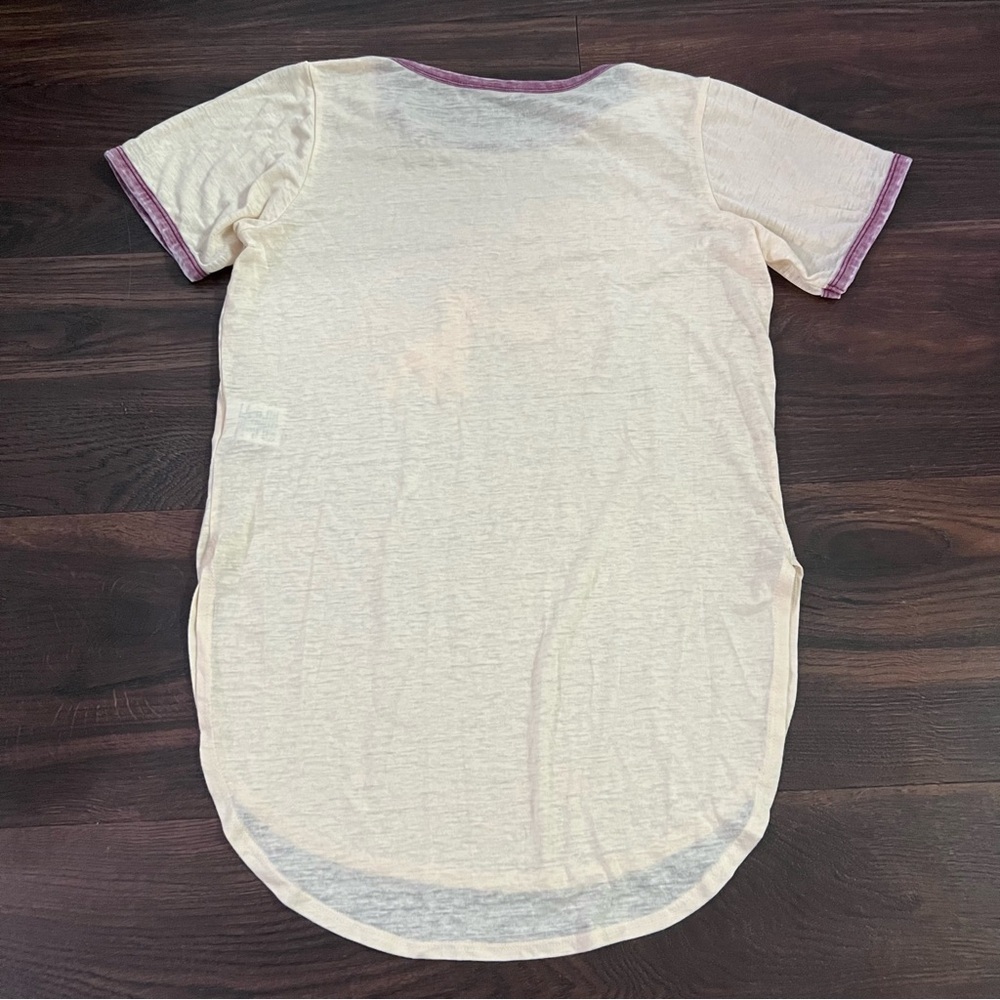 Disney Hakuna Matata T-Shirt Cream Maroon Juniors M 7-9 - Picture 5 of 7
